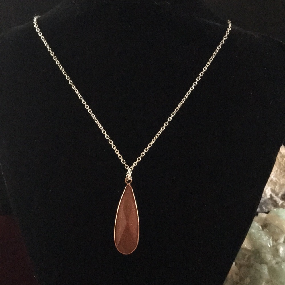 Sandstone Necklace 🔽 SALE - Picture 2 of 5
